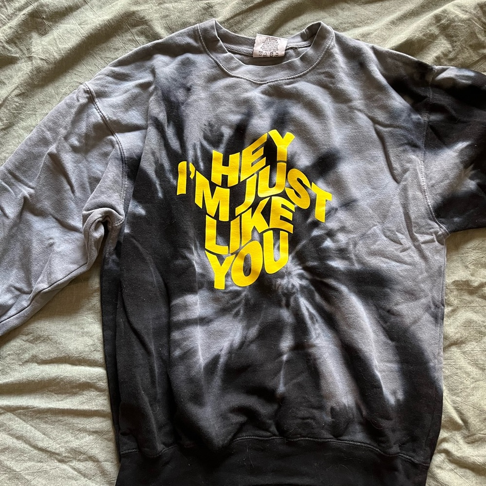 Tegan and Sara tie-dye crewneck Hey I’m Just Like You tour merch